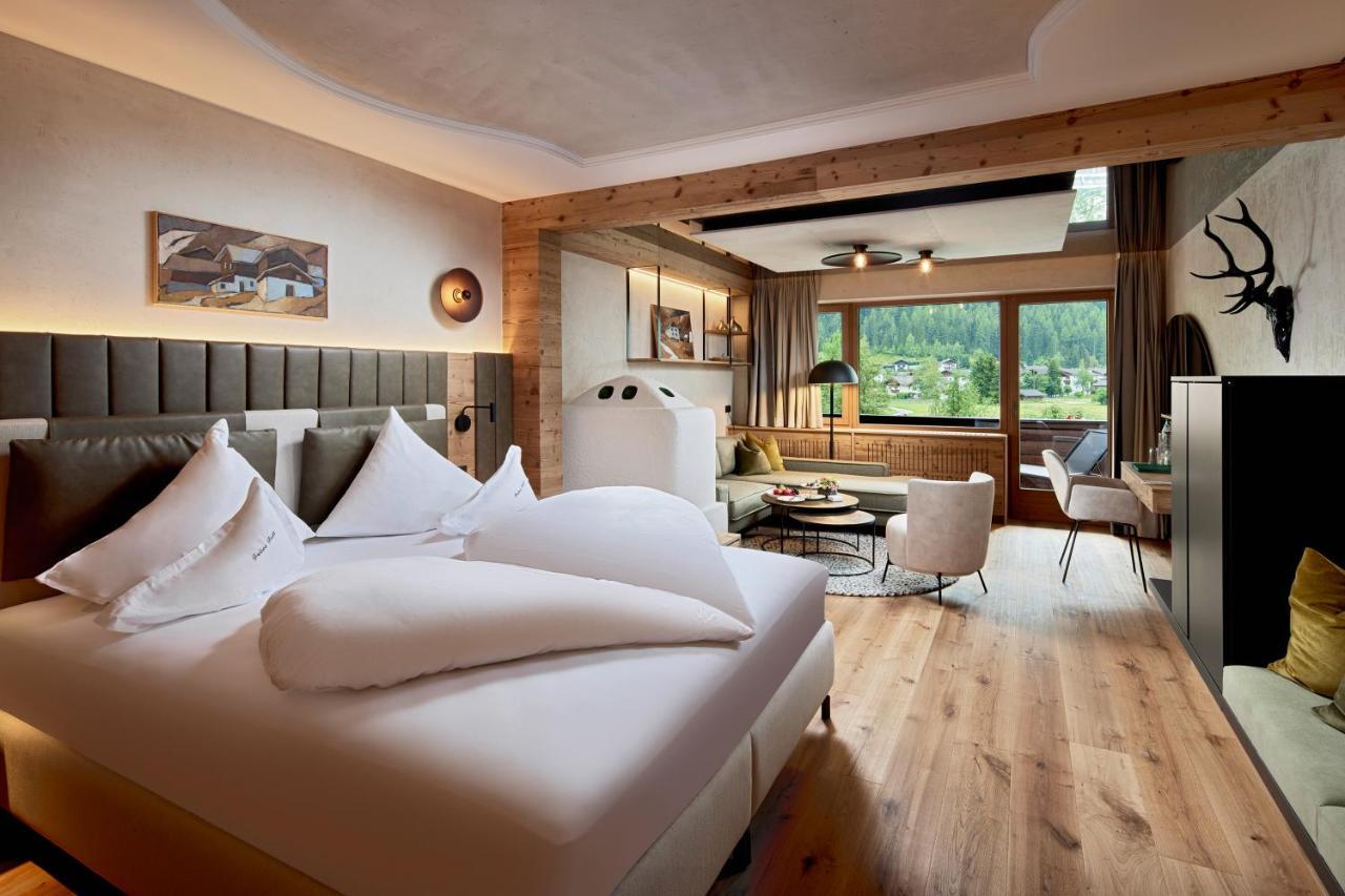 Deluxe Double Room Mountain View