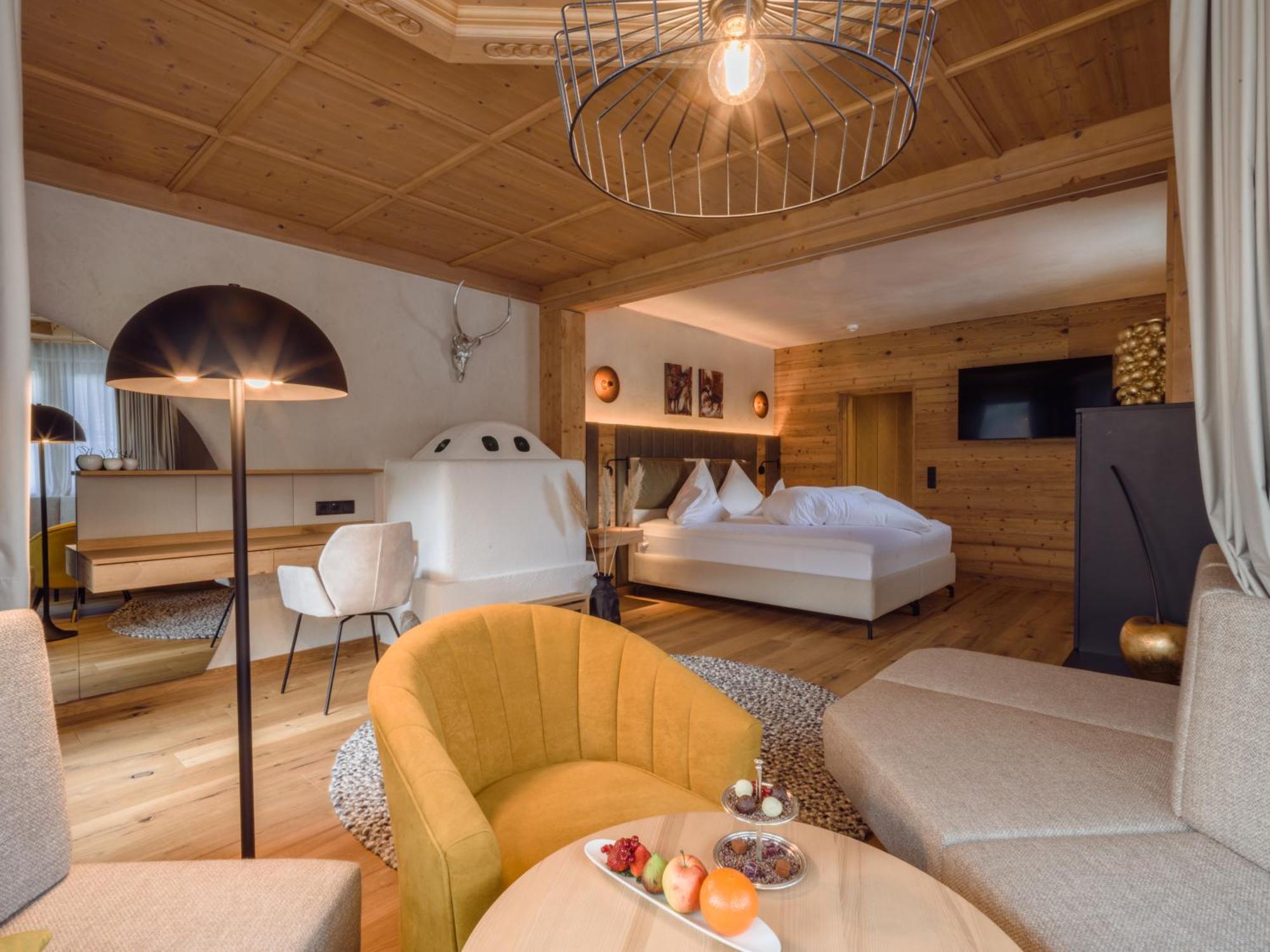Deluxe Double Room Mountain View